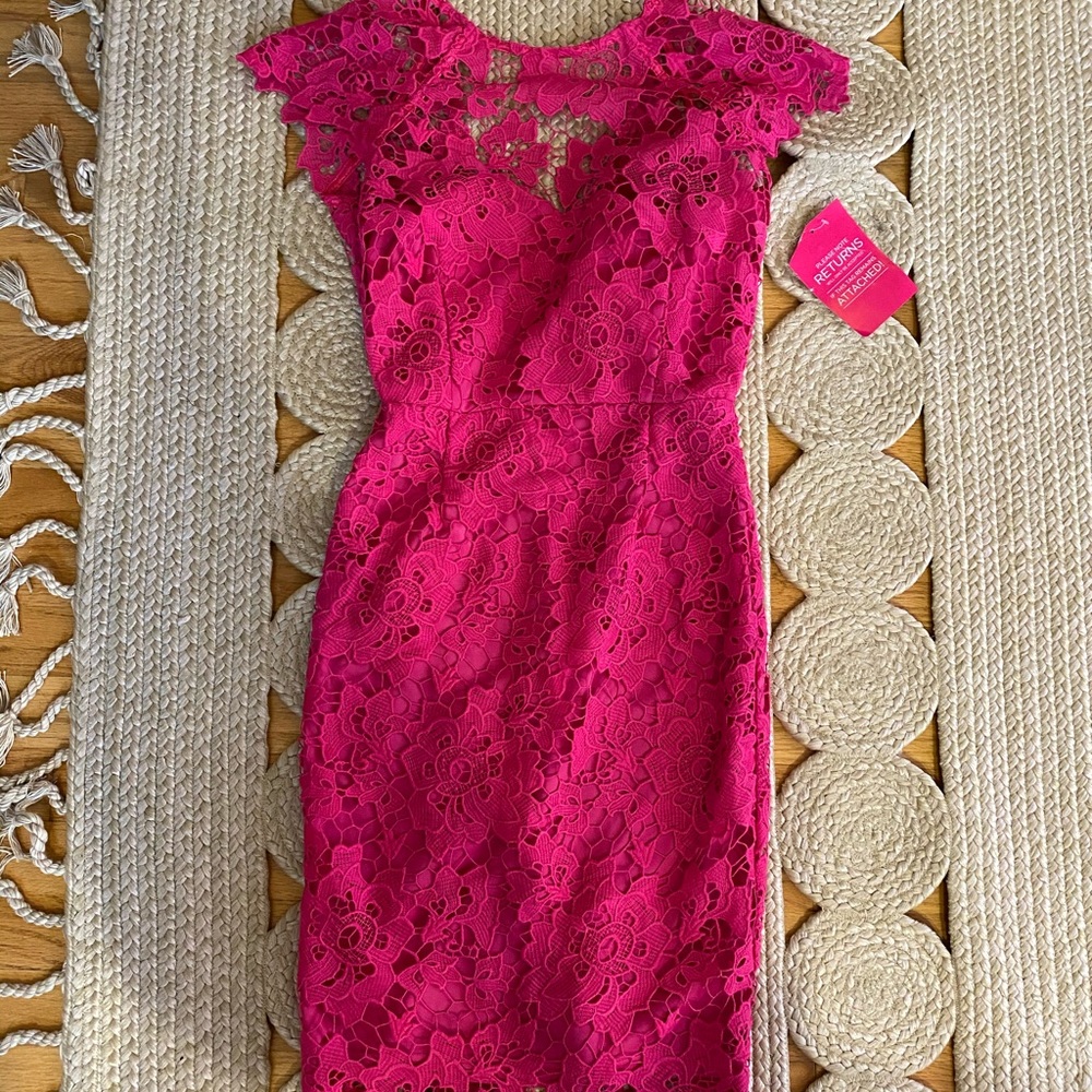 NWT Paper doll pink bodycon midi dress